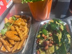 -马路牙子烧烤音乐酒馆(望京店)