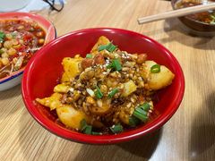 -拐枣巷小串串(财大店)