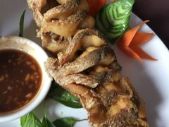 -Neary Khmer Restaurant