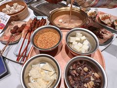 -百彦蒙古包·碳烤羊排·手抓羊肉(万江首店)