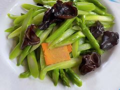 清炒芦笋-聚缘堂·海鲜私房菜(松岭路店)
