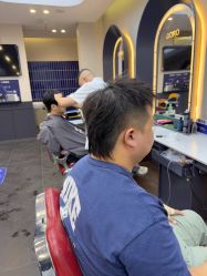 -贝勒爷专业男发