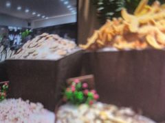 -新艺自助美食城(中山路店)