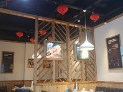 大堂-阿里巴巴海鲜烧烤家常菜(黄岛店)