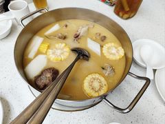 -肥仔文澳门猪骨煲(南京西路店)