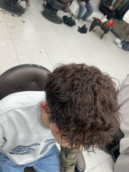 -尤司男士国潮理发馆