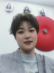 -托尼盖·烫发·染发·专业店