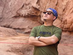 -天山神秘大峡谷