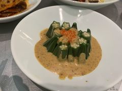 -姚姚酸菜鱼·金戈戈香港豉油鸡(喜荟城联名店)