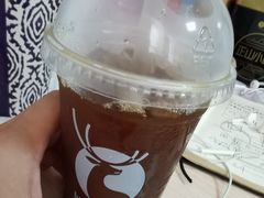 菠萝冰萃咖啡-瑞幸咖啡(7号国际商业中心店)