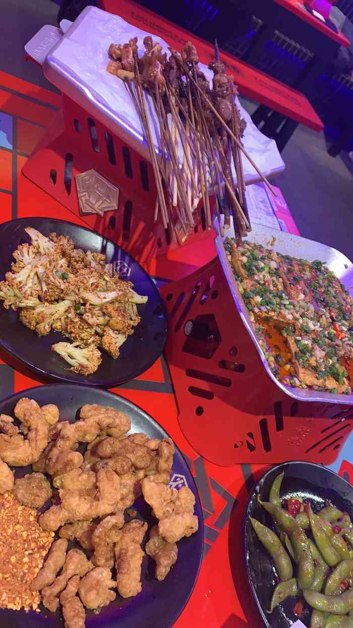 灶门坎卤味烧烤(正佳潮流店)-"「猪鼻子」明星菜,记忆中上一次吃猪鼻