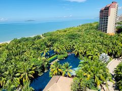 -三亚湾海居铂尔曼度假酒店