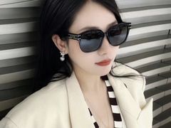-目艮眼镜SHOWROOM(品牌集合店)