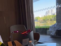 -天津梅江中心皇冠假日酒店