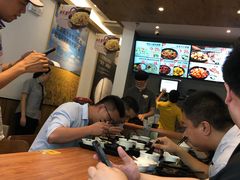 -老娘舅(吴淞路店)