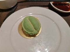 -大中华希尔顿酒店-念自助餐·嗨啤·小龙虾