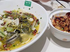 -绿草地·湘菜(7mall店)