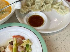 -巧克力渔家.小船海鲜胶东菜(万平口店)