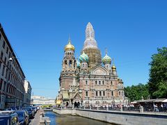 -滴血救世主教堂