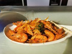 -覃记海鲜美食餐厅