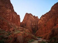 -天山神秘大峡谷