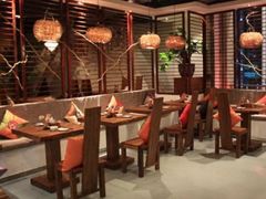 大堂-云海肴·汽锅鸡·云南代表菜(天山百盛优客店)