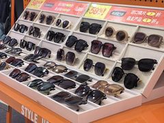 -LOHO眼镜(北京朝北大悦城店)