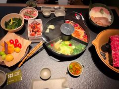 -三出山火锅(南京万象天地店)