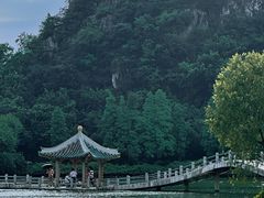 -星湖旅游景区七星岩