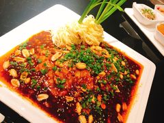 -渝半城经典川粤菜(重庆天地店)