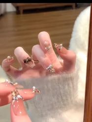 -赢韵美甲美睫瑞士净斑中心