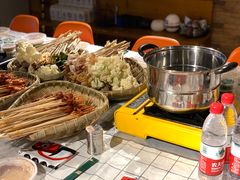 -玩坞轰趴馆·户外团建聚会主题生日派对馆(世豪广场店)