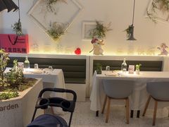 -春树下·树屋花房西餐厅(罍街AS1980店)