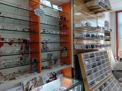 -李医生眼镜工作室