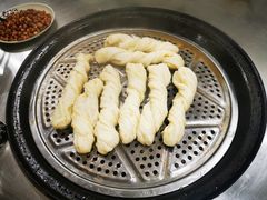 花卷-粘豆包柴火铁锅炖