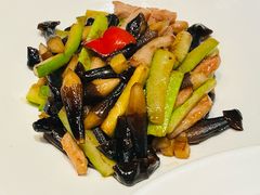 鸡枞菌炒松阪肉-海立阁海鲜江浙菜(漕河泾印象城店)
