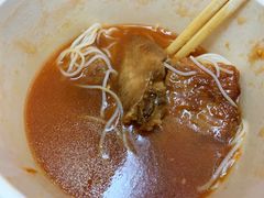 番茄浓汤鸡翅猪扒通粉-华嫂冰室(尖沙咀店)