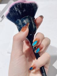 -丽心自助美甲美睫