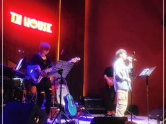 -TZ House音乐现场(来福士中心店)