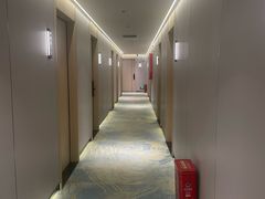 -网鱼电竞酒店(深圳福田石厦地铁站店)