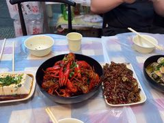 -吴记口味馆