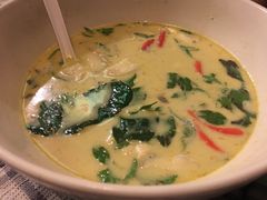 椰汁鸡汤-Pakorn's Kitchen