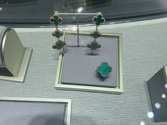 -梵克雅宝(国贸商城店)