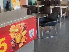 -麦当劳(常山服务区得来速店)