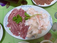 -华哥新鲜猪精品美食