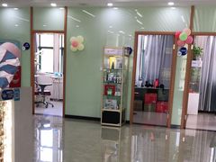 -茂菊口腔连锁(浦东南路店)