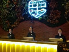 -乐宴KTV(华强北中航城君尚购物中心店)