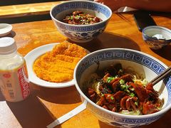 蛤蜊猪肝面-沪西老弄堂面馆(定西路店)