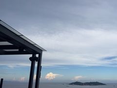 -瑰丽酒店·海吧·天际下午茶·现场DJ·天台酒吧