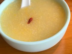 -莲餐厅·湖北菜·潜江小龙虾店(愚园路店)